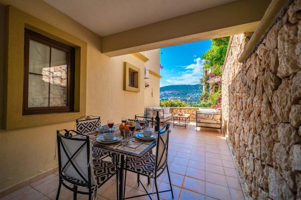 Azure Apartment With Sea View In Kalkan Eksteriør bilde